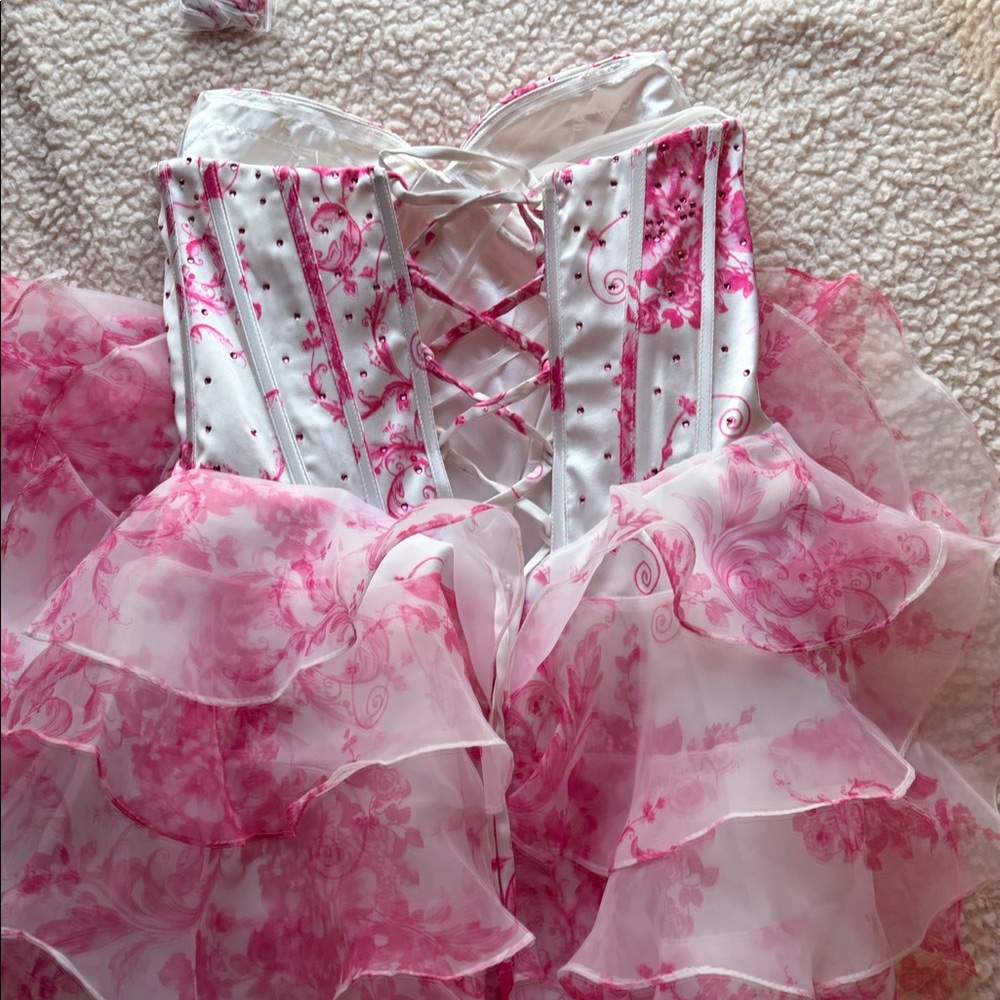 Amelia Couture designer prom homecoming floral dress pink and white - Picture 6 of 8